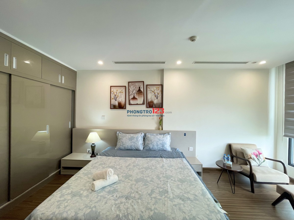 Chính chủ cho thuê căn Studio full đồ tại Vinhomes West Point tòa W3 40m2. LH: 0385418696