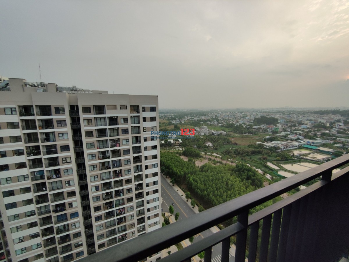 Mình cho thuê chung cư Vinhomes Quận 9, chỉ cần dọn đồ vào ở, full nội thất, tầng cao nhất, view đẹp