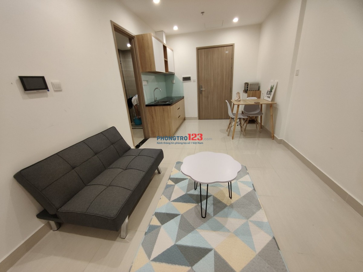 Mình cho thuê chung cư Vinhomes Quận 9, chỉ cần dọn đồ vào ở, full nội thất, tầng cao nhất, view đẹp