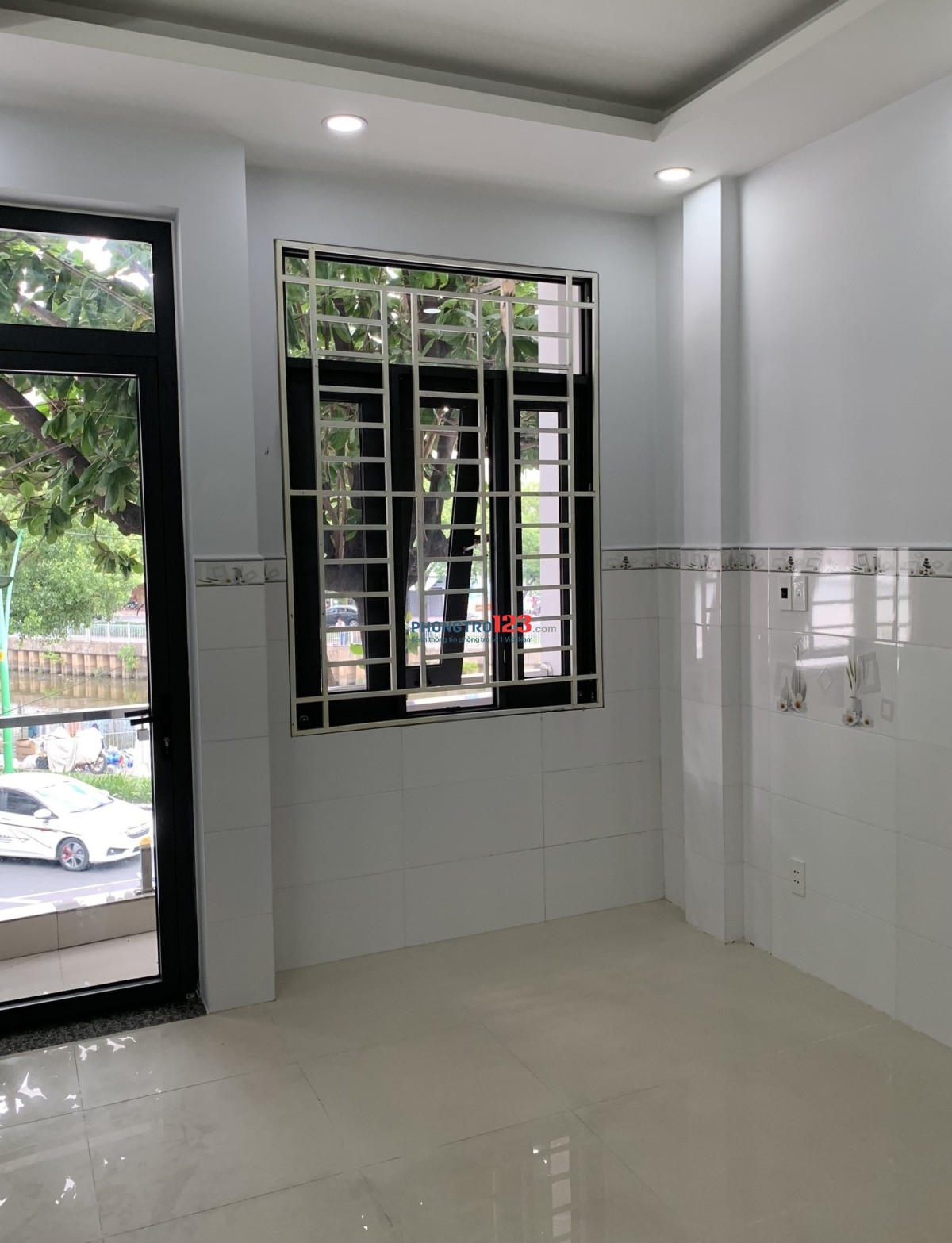 NHÀ MẶT TIỀN 42M2 (01 TRỆT & 01 LẦU), ĐƯỜNG TRƯỜNG SA, QUẬN TÂN BÌNH / PHÚ NHUẬN