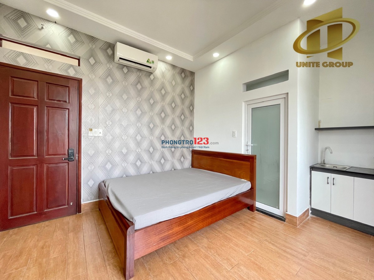 Căn Hộ Studio có balcon cửa sổ, full Nội Thất