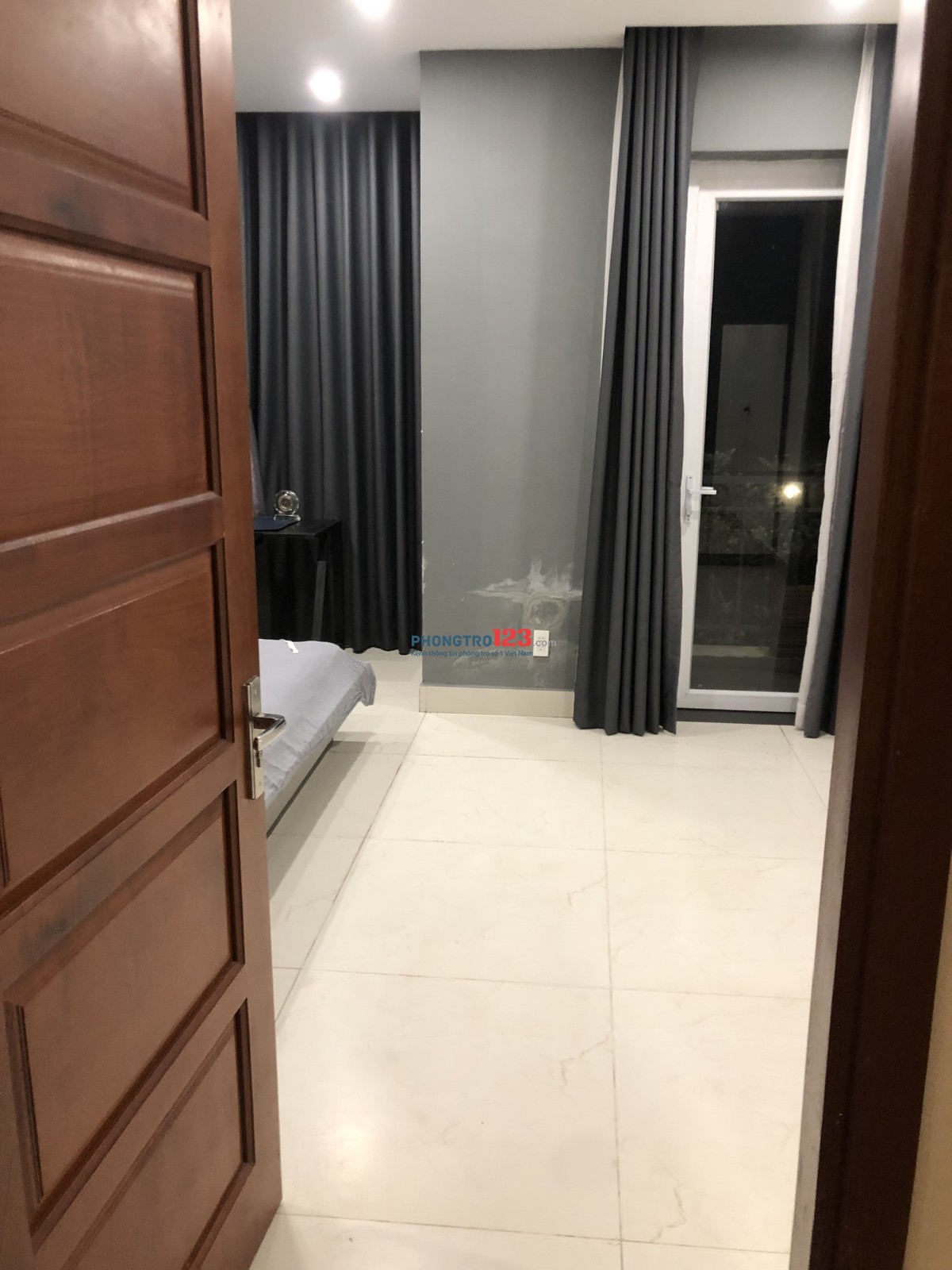 Cho thuê phòng rộng đẹp, 38 m2, tiện ích, an ninh, quận 9