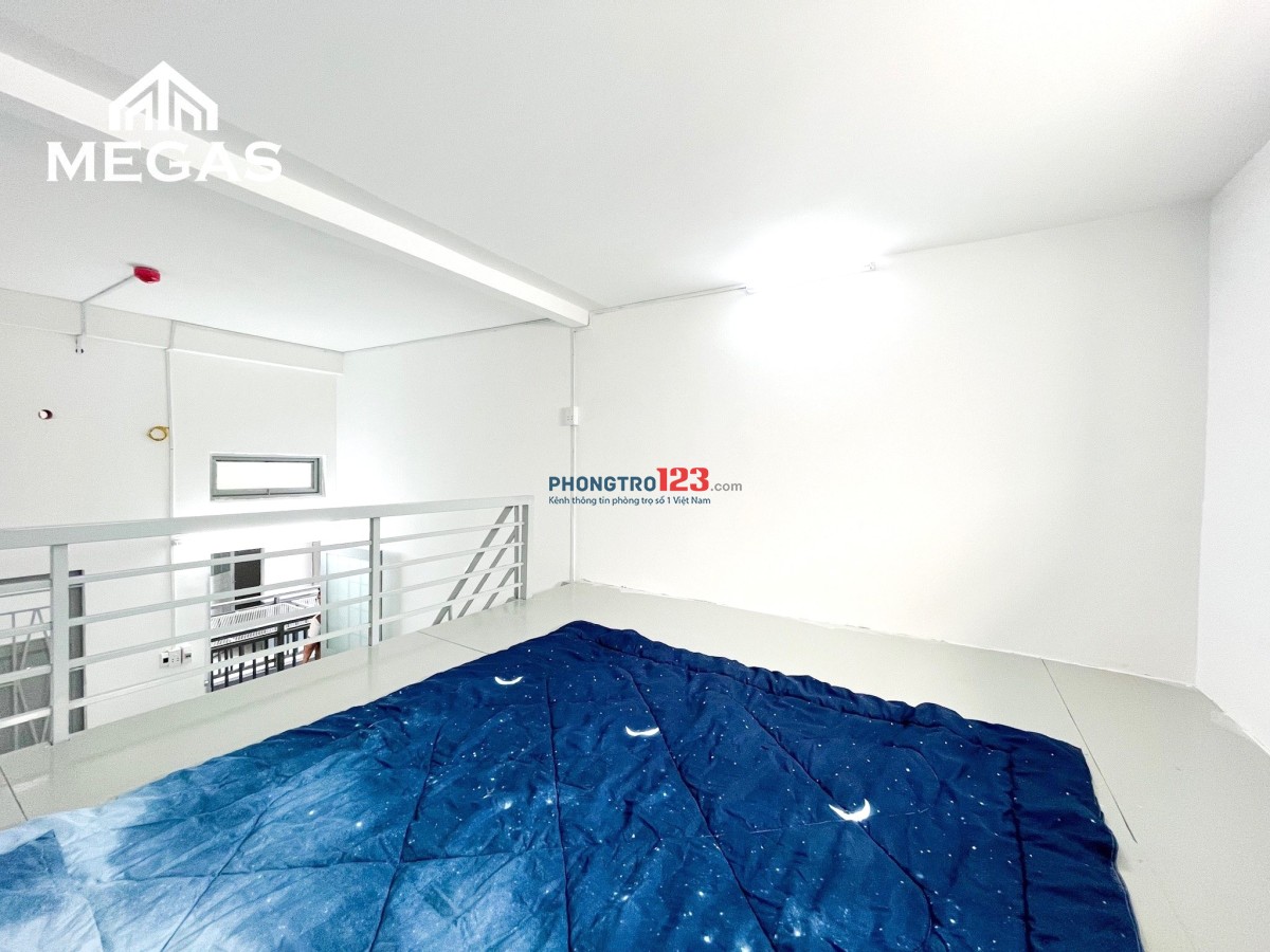 Siêu phẩm phòng trọ cho sinh viên siêu an ninh, DT lớn trên 40m2 gác cao 2m ngay Ngã tư thủ đức - Đường Lê văn việt
