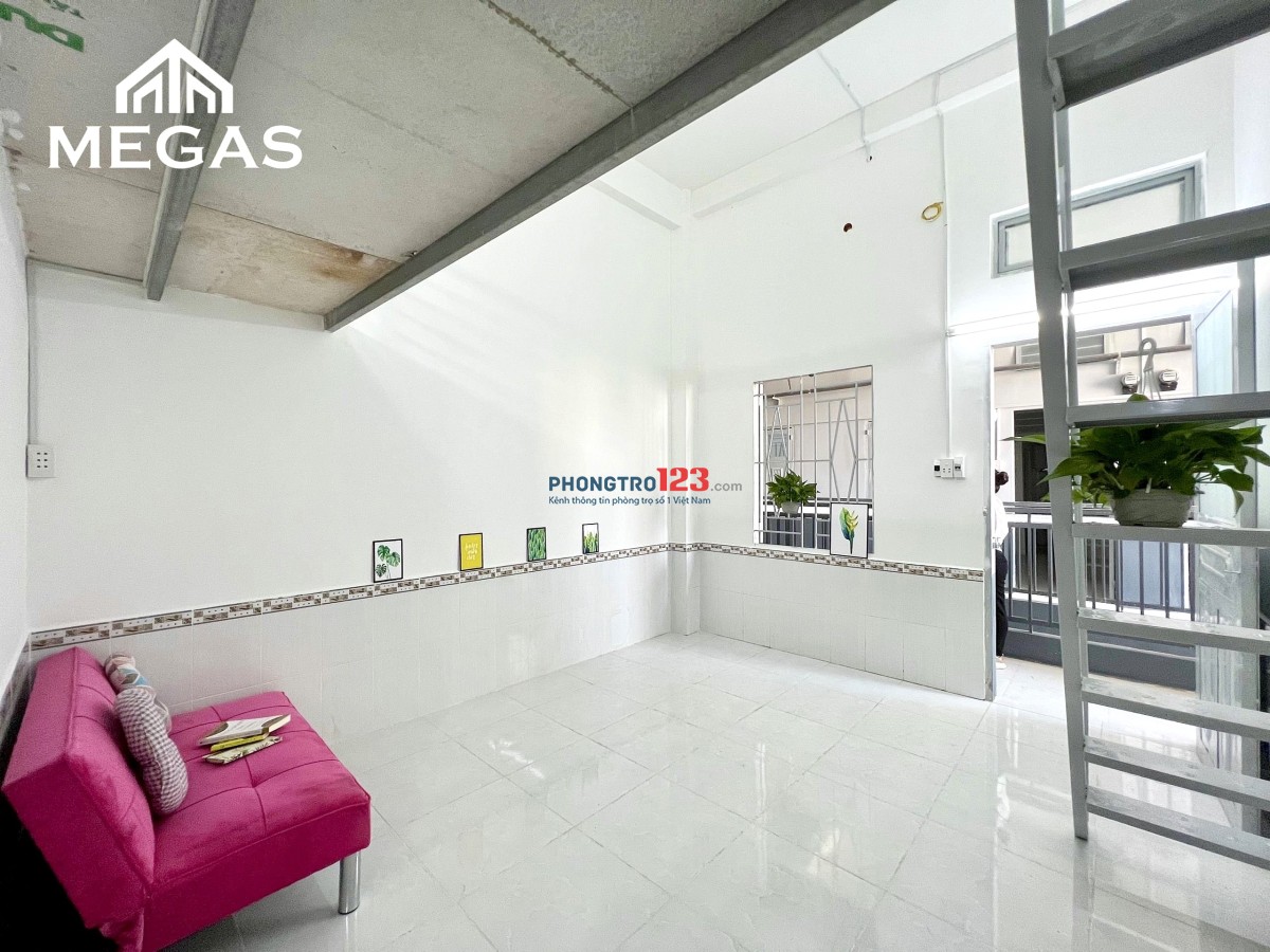 Siêu phẩm phòng trọ cho sinh viên siêu an ninh, DT lớn trên 40m2 gác cao 2m ngay Ngã tư thủ đức - Đường Lê văn việt