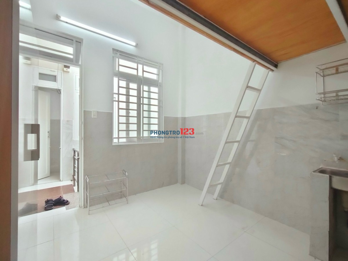 Trống phòng duplex 3,6tr Âu cơ, P14, Tân Bình