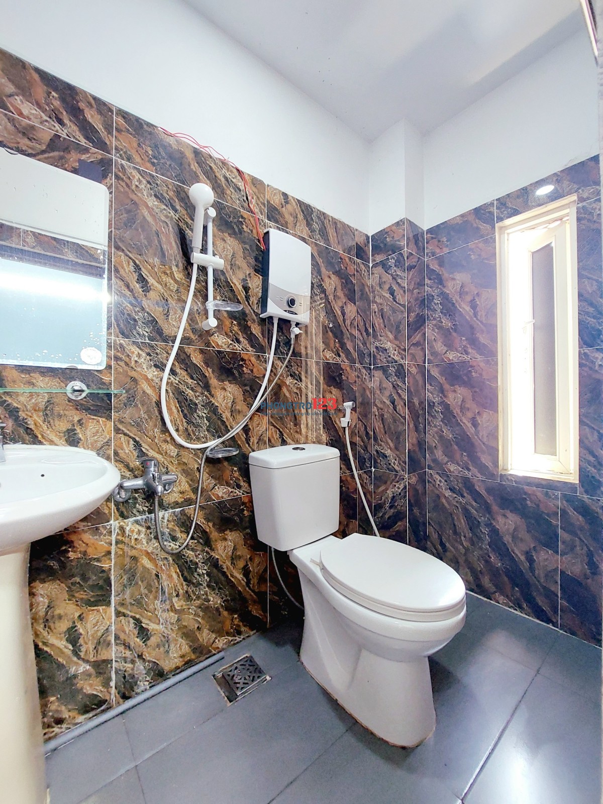 CHO THUÊ PHÒNG 25m2 FULL NỘI THẤT NGUYỄN THỊ THẬP, GẦN CHỢ TÂN MỸ