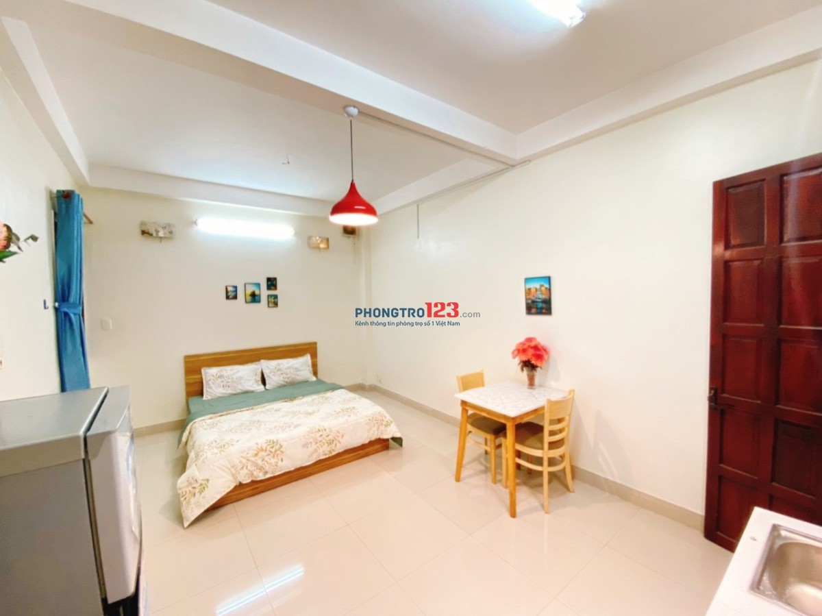 PHÒNG TIỆN NGHI 30M2 CÁCH MẠNG THÁNG 8,Q10