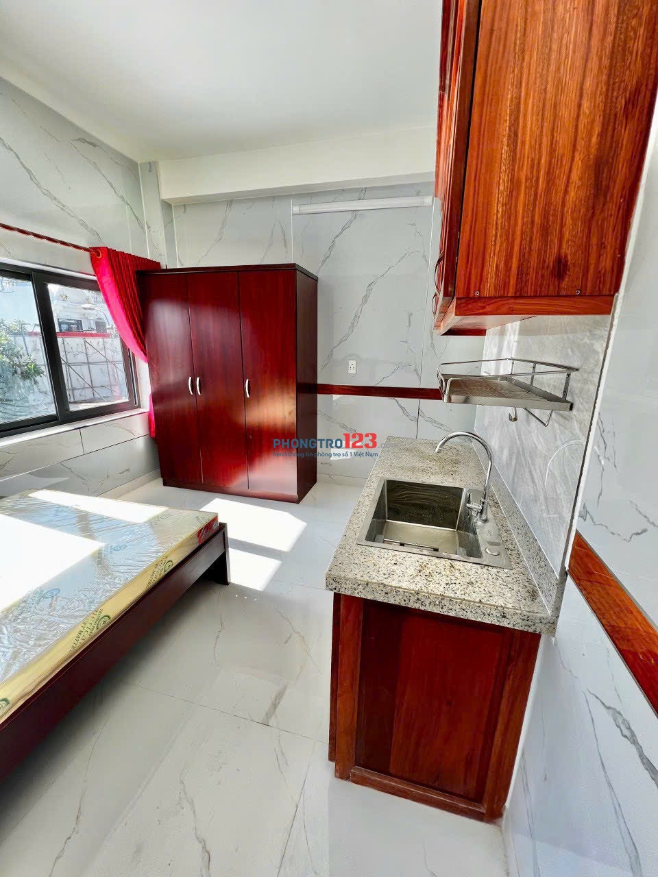 SIÊU PHẨM CĂN HỘ MỚI TINH TƯƠM, Nội Thất Gỗ cao cấp + Gác lửng, Thang máy