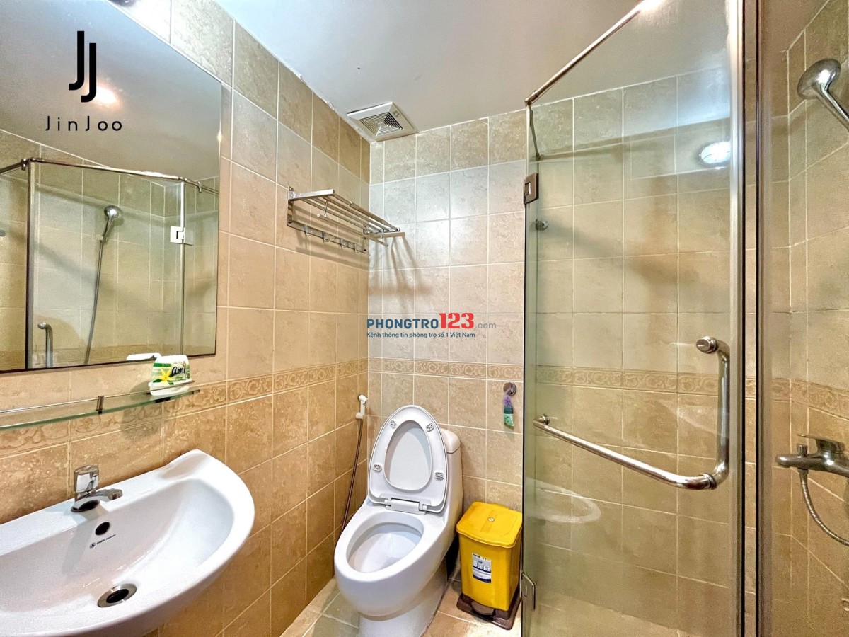 PHÒNG TIỆN NGHI 30M2 CÁCH MẠNG THÁNG 8,Q10