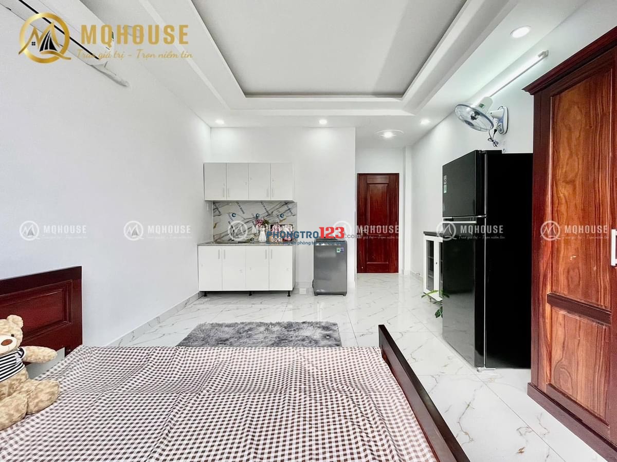Studio cửa sổ trời đầy đủ nội thất ngay công viên Phú Lâm