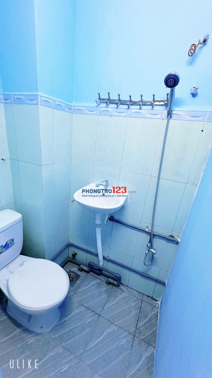DÁ 3TR8 PHÒNG BAN CÔNG, CỬA SỔ TRỜI LÂM VĂN BỀN QUẬN 7