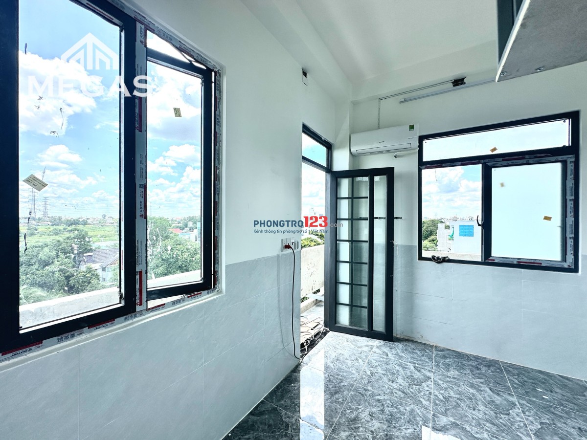Căn Hộ Ban Công, Full Nội Thất, Ngay Tô Ký - CVPM Quang Trung
