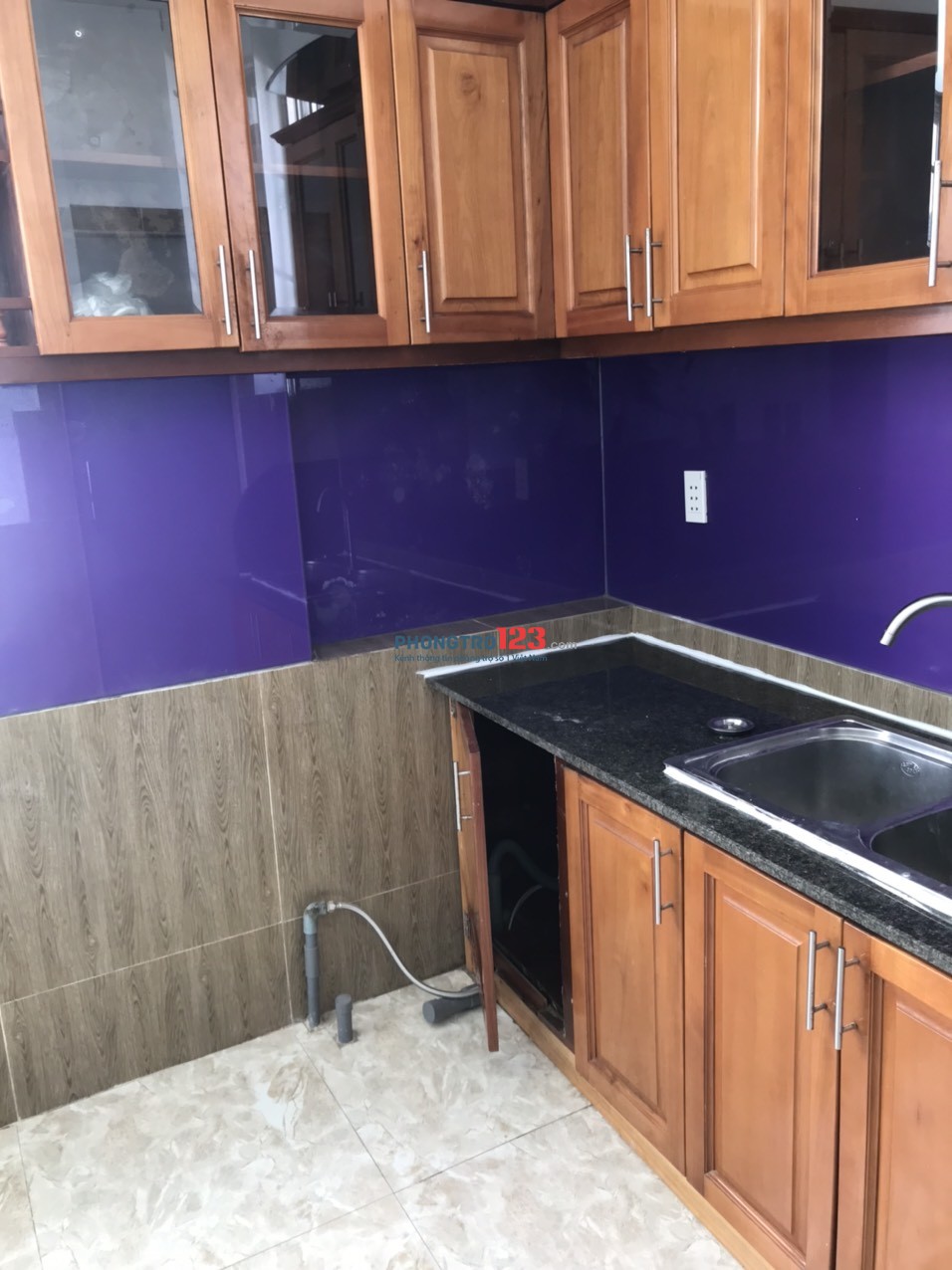 Cho thuê phòng penthouse cao cấp full nội thất có ban công ở Huỳnh Tấn Phát