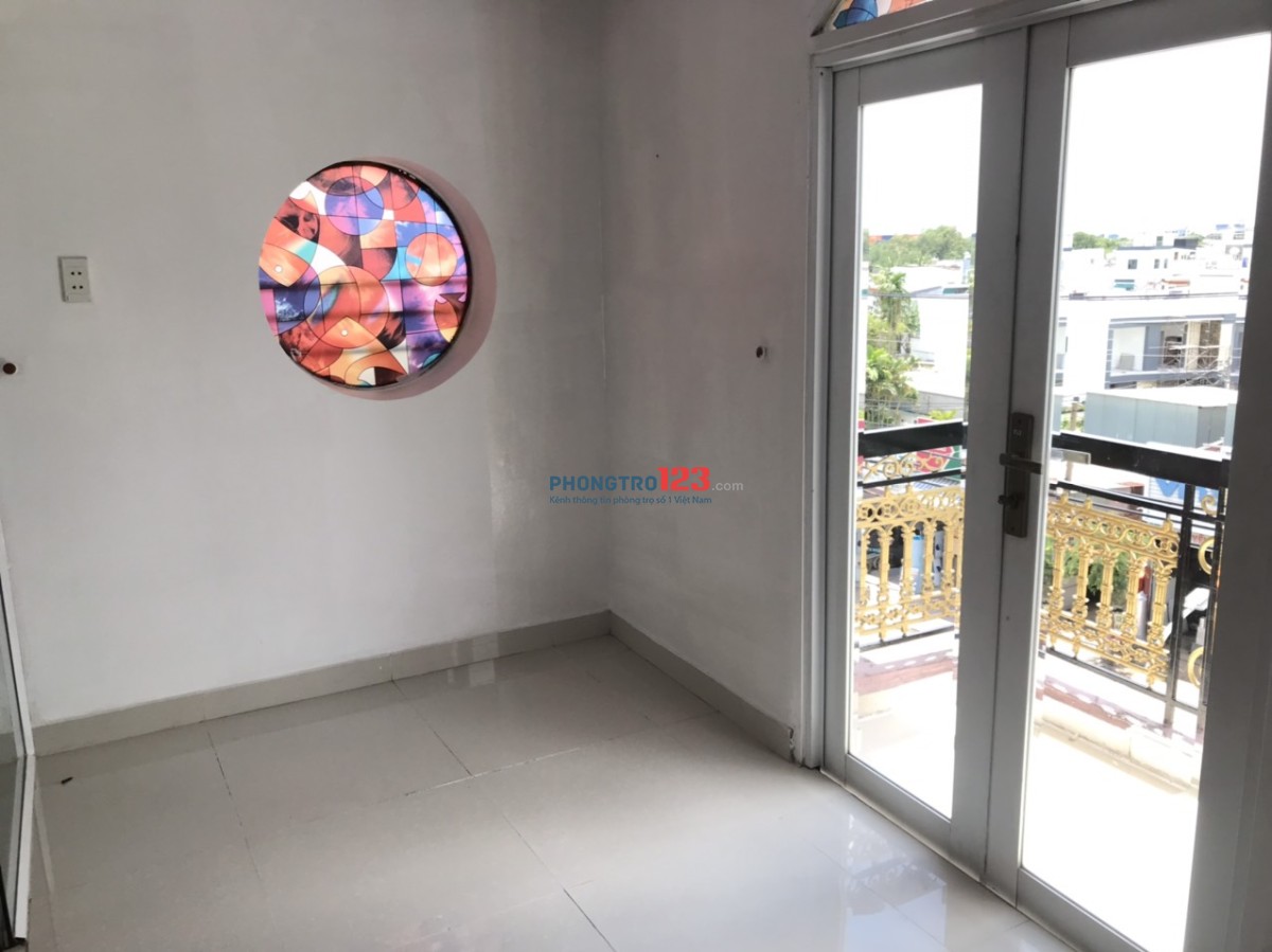 Cho thuê phòng penthouse cao cấp full nội thất có ban công ở Huỳnh Tấn Phát