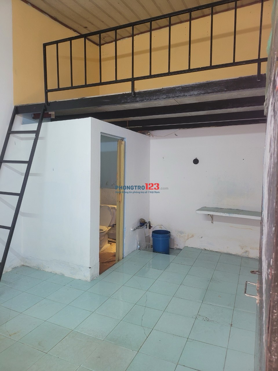 Cho thuê phòng trọ có gác trong khu an ninh, có đường đi riêng, giờ giấc tự do