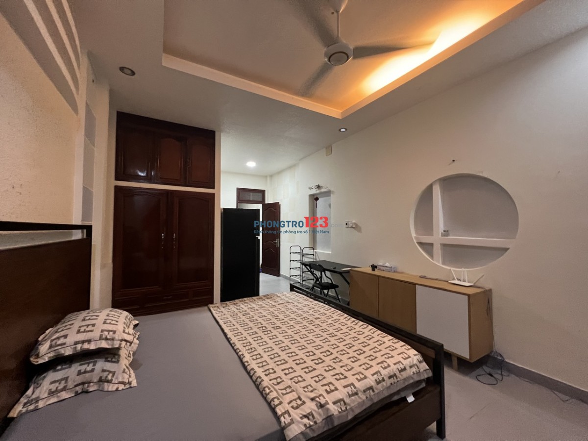 PHÒNG STUDIO 35M2, GIÁ MỀM CÓ BAN CÔNG RIÊNG, FULL NỘI THẤT Ở ĐƯỜNG SỐ 1, PHÚ MỸ, QUẬN 7