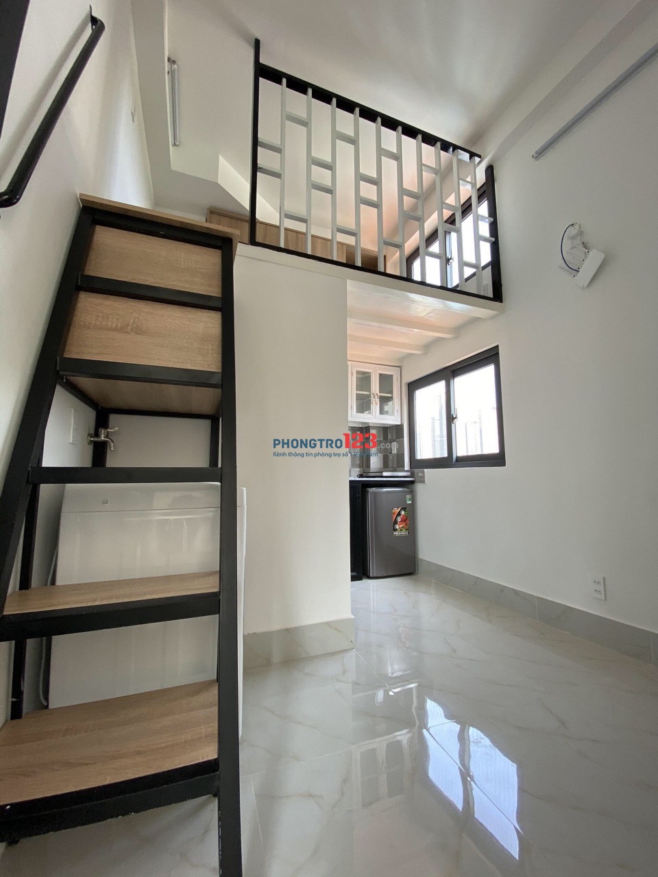 Duplex mới full nội thất view Landmark81 cho nuôi pet chỉ xách valy vào ở