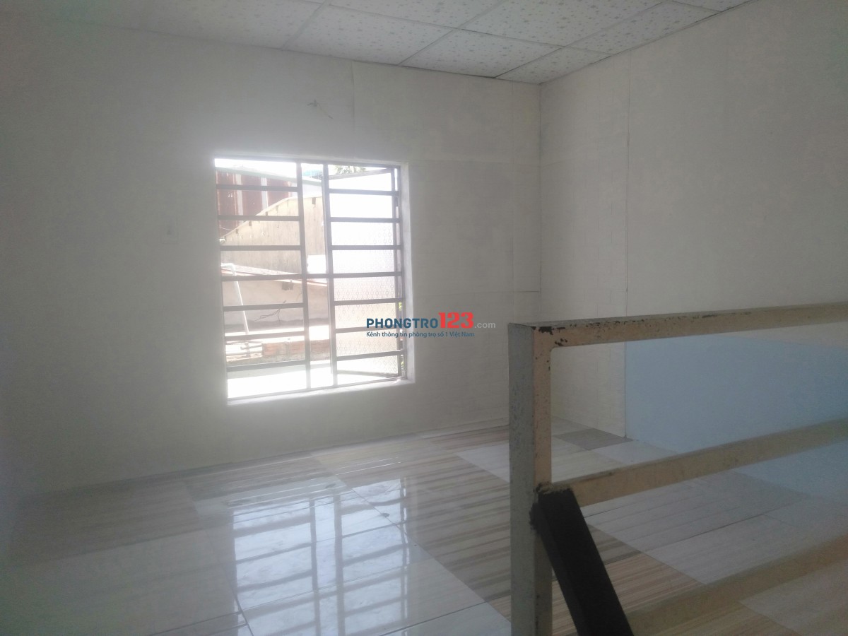 Phòng trọ độc lập dạng nhà nguyên căn, có sân trước và sân sau riêng