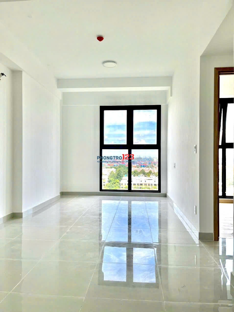 Cho thuê căn hộ duplex tầng 24 view landmark81, tháp bút, căn góc