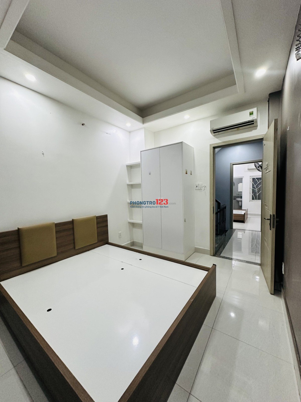 Cho Thuê Phòng Q Bình Thạnh.fuff nội thất cao cấp.mới keng 100% tolet riêng ban công.4tr3