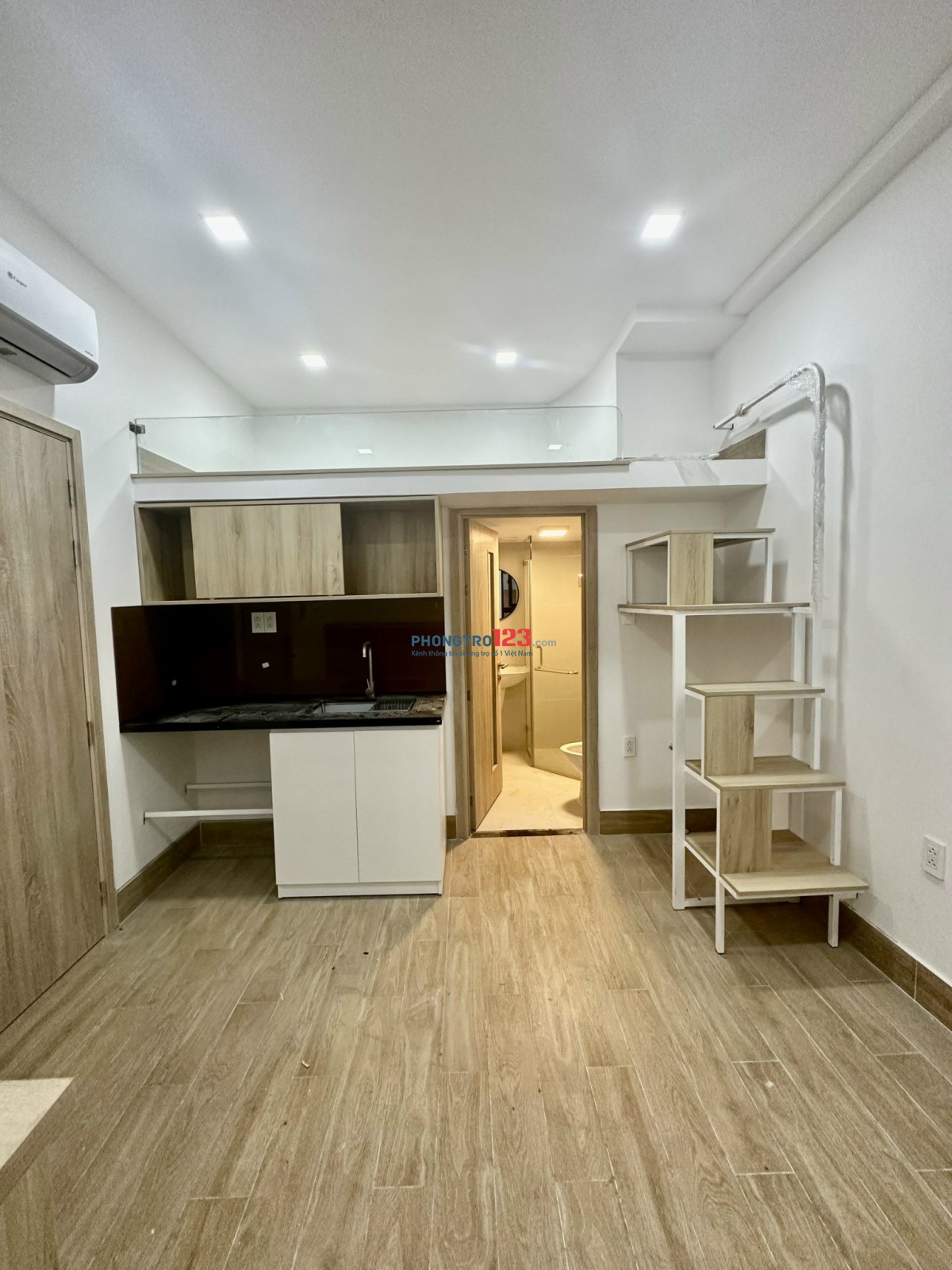 Căn hộ duplex full nội thất,bancol thoáng mát, an ninh, đảm bảo PCCC