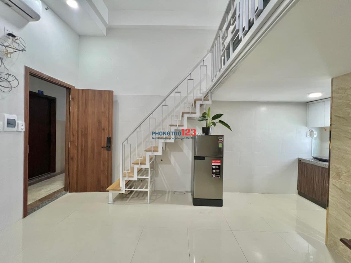 DUPLEX LỚN KẾ BÊN NGOẠI THƯƠNG, GTVT, HUTECH SIÊU TIỆN NGHI