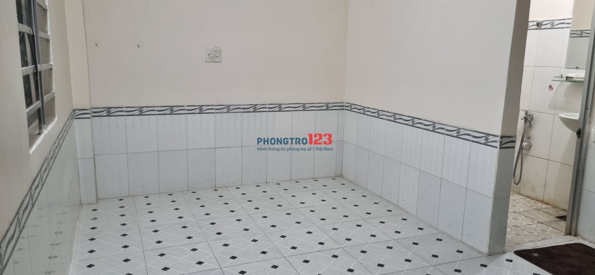 CHO THUÊ PHÒNG TRỌ 40 M2 , HẺM RỘNG TẠI TRUNG TÂM TP VŨNG TÀU