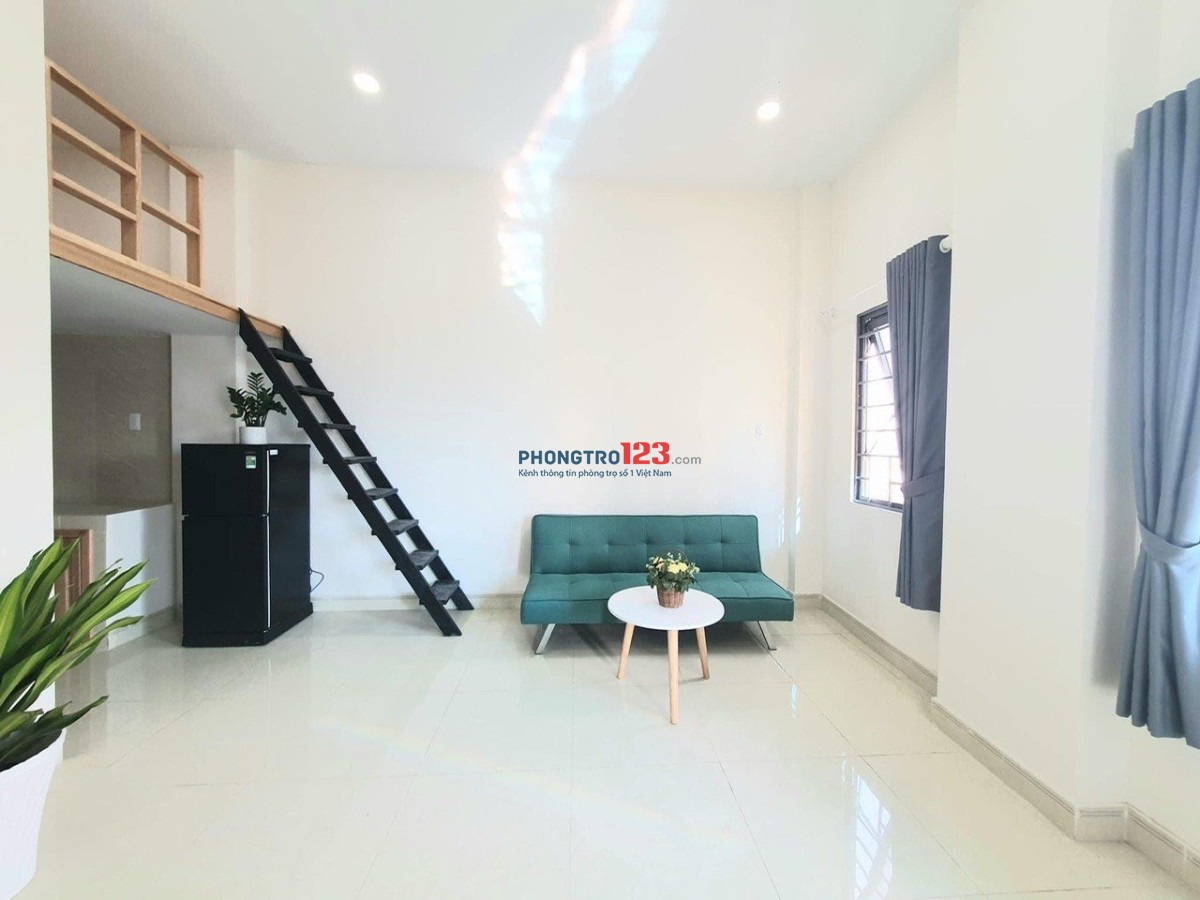 DUPLEX góc cửa sổ tại Huỳnh Tấn Phát Quận 7 di chuyển sang Crescentmall, Dh TDT UFM