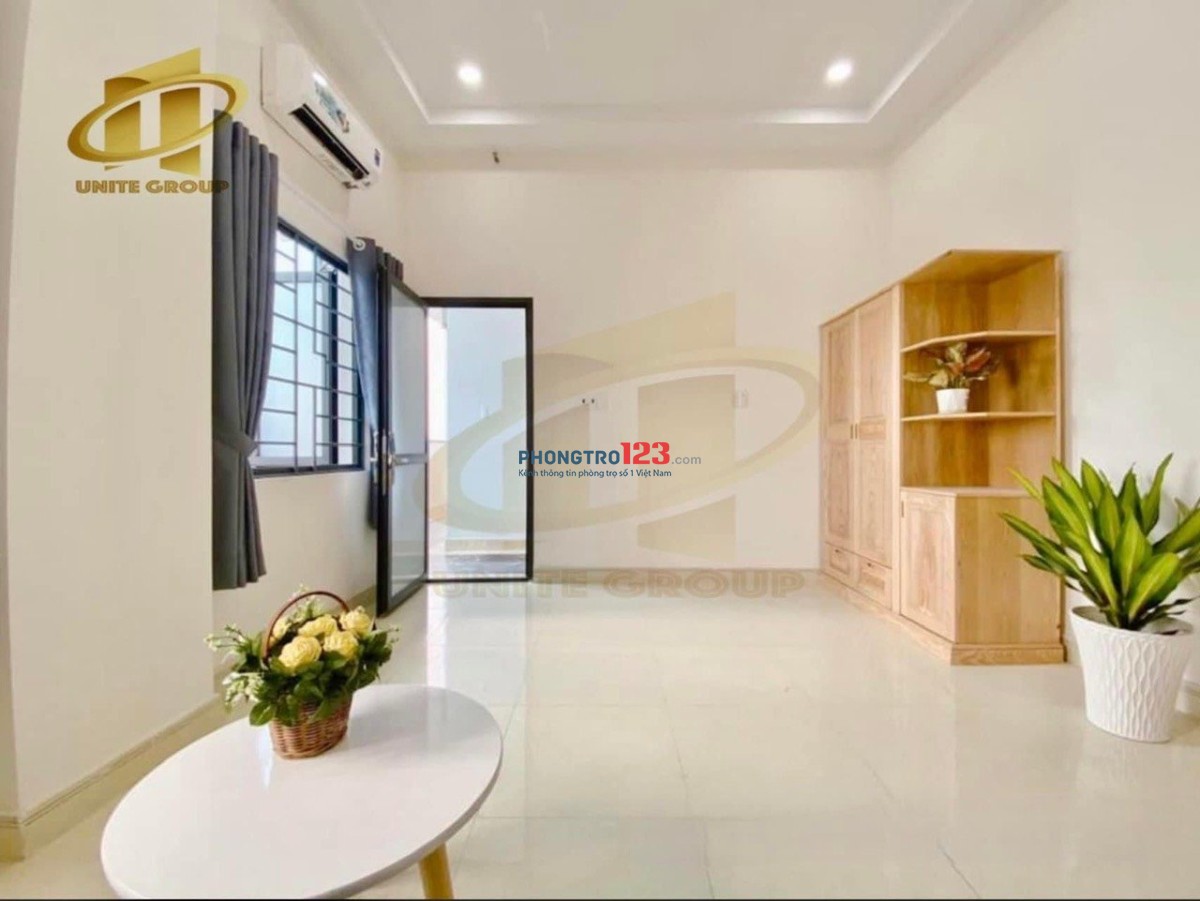 DUPLEX góc cửa sổ tại Huỳnh Tấn Phát Quận 7 di chuyển sang Crescentmall, Dh TDT UFM