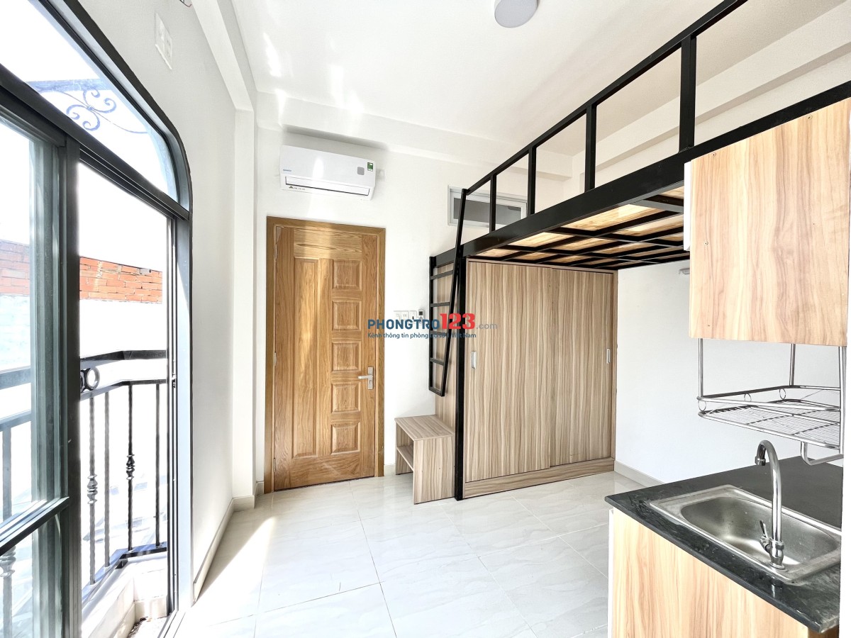 Căn Duplex Full nội thất mới tinh 30m2 có cửa sổ siêu to gần BXMĐ cũ, tiện đi các đh GTVT, HUTECH,…