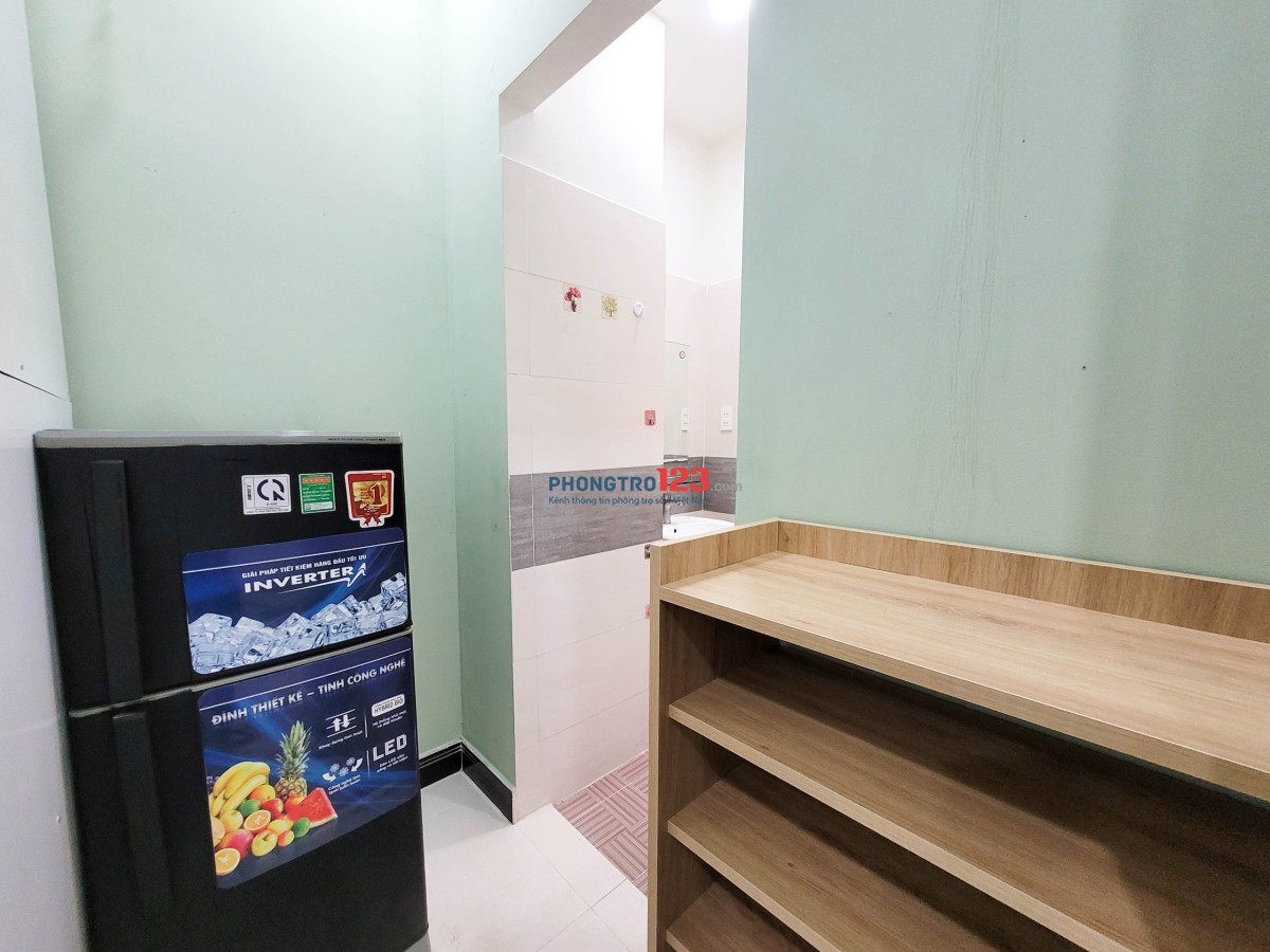 PHÒNG 4 BẠN KTX NỮ MỚI XÂY NGAY ĐH KIẾN TRÚC, SPKT, NGÂN HÀNG