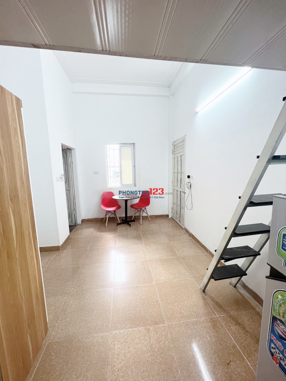 Cho thuê phòng CCMN Full đồ, Ban công, Thang máy ngay 300 Nguyễn Xiển, Thanh Xuân gần ECogreen