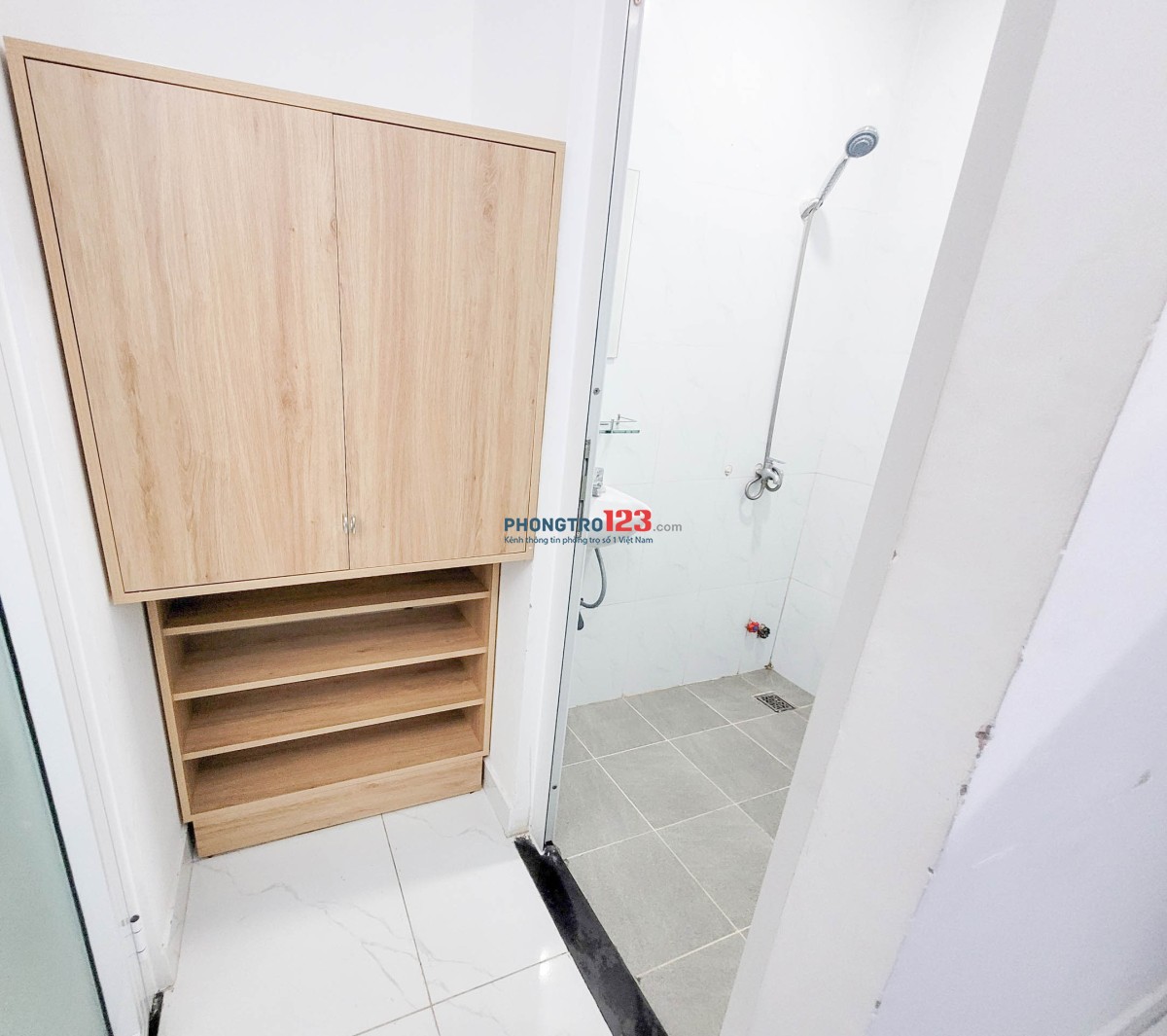 ĐỐI DIỆN VINCOM THỦ ĐỨC, KTX NỮ PHÒNG 4 BẠN - ĐẦY ĐỦ TIỆN NGHI, CÓ BẾP RIÊNG
