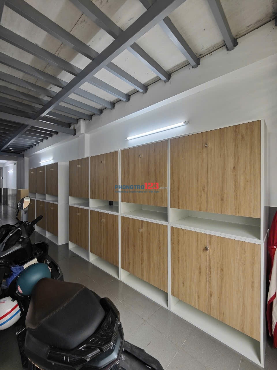 ĐỐI DIỆN VINCOM THỦ ĐỨC, KTX NỮ PHÒNG 4 BẠN - ĐẦY ĐỦ TIỆN NGHI, CÓ BẾP RIÊNG