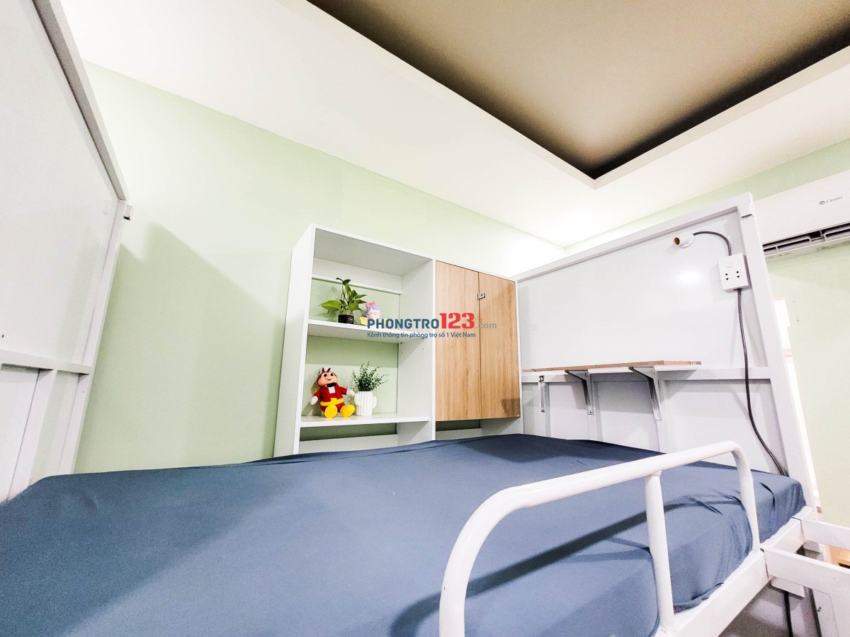 PHÒNG 4 BẠN KTX NỮ MỚI XÂY NGAY ĐH KIẾN TRÚC, SPKT, NGÂN HÀNG
