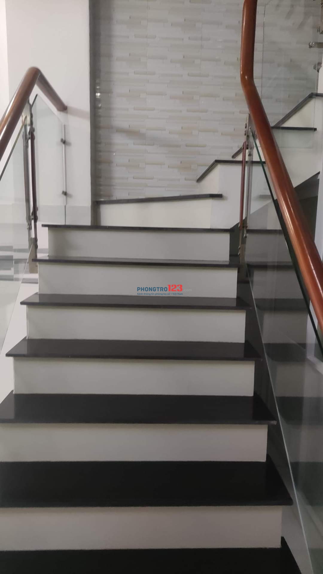 Cho Nữ Thuê Phòng, có máy lạnh tại Lê Đình Cẩn, quận Bình Tân