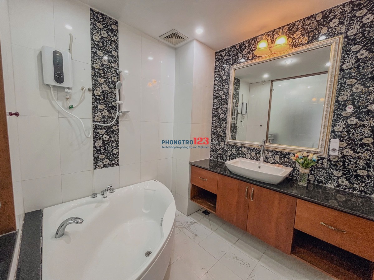 Cho thuê căn Studio ban công Full NT Cạnh đường LVB và NTT Sạch Sẽ Thoáng Mát