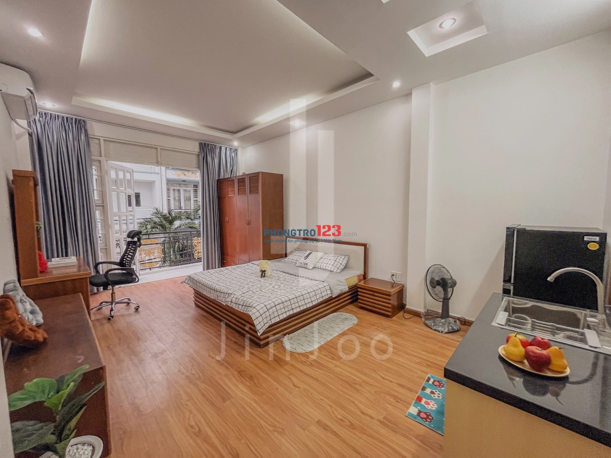 Cho thuê căn Studio ban công Full NT Cạnh đường LVB và NTT Sạch Sẽ Thoáng Mát