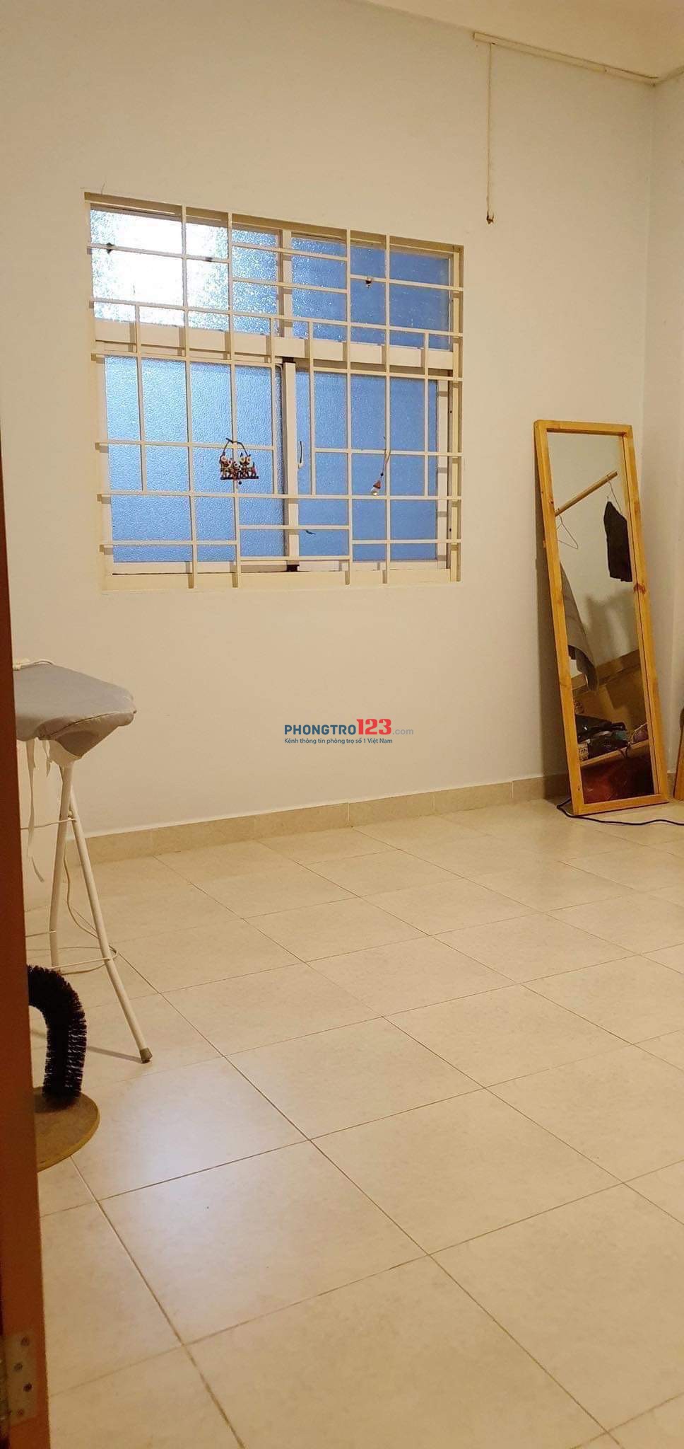 Tìm nữ ở ghép chung cư H2 Vĩnh Khánh, Q4