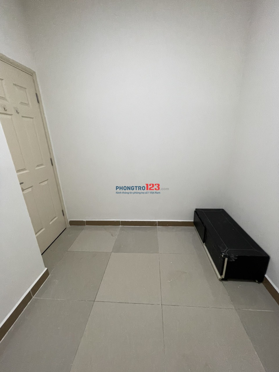 Cho thuê phòng giá rẻ trong chung cư Đức Khải