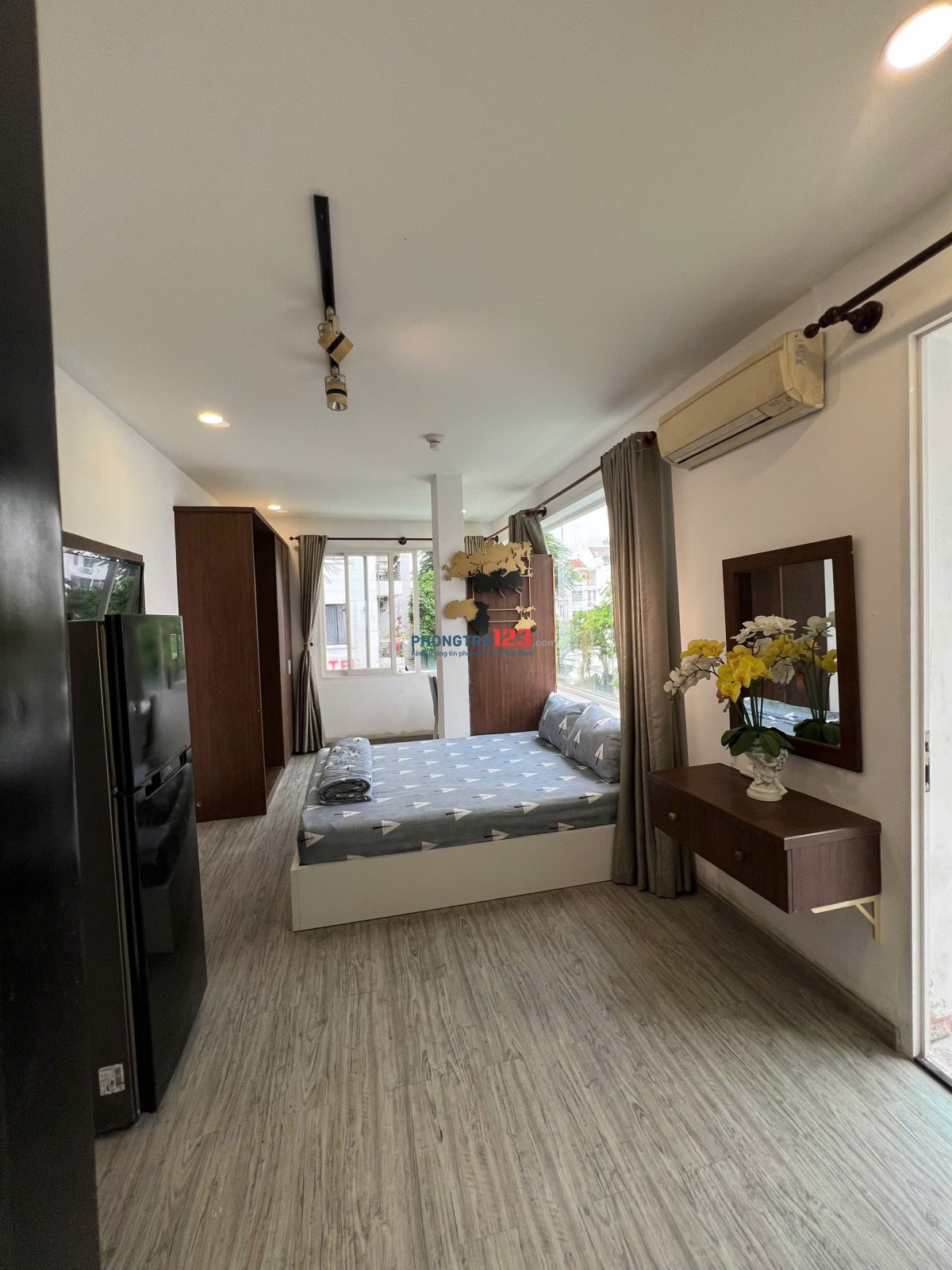 Studio ban công ngay Phú Mỹ Hưng Quận 7 gần Lotte, SC ViVo, Crescent Mall, TDT, RMIT