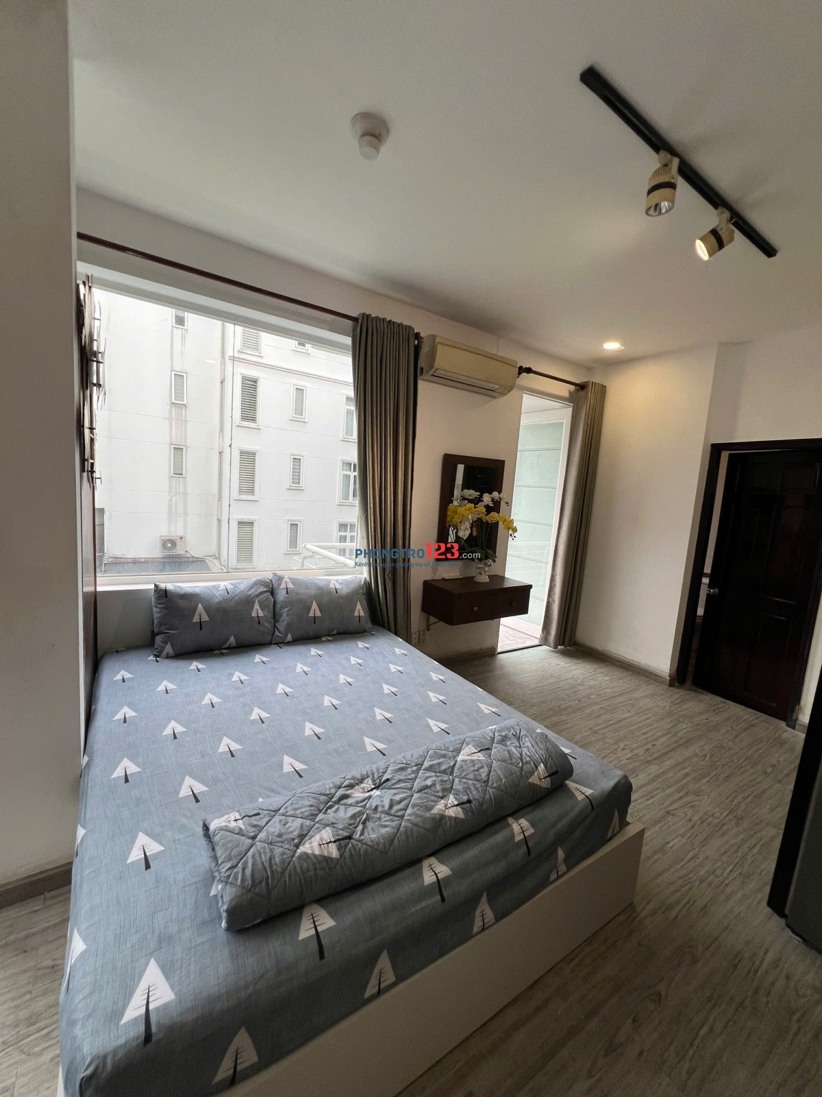 Studio ban công ngay Phú Mỹ Hưng Quận 7 gần Lotte, SC ViVo, Crescent Mall, TDT, RMIT
