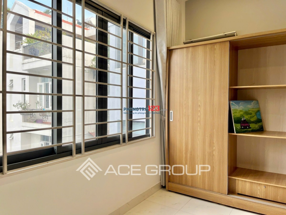 Cho thuê phòng cửa sổ lớn, tách bếp full nội thất giá rẻ gần Ngã Tư Bốn Xã