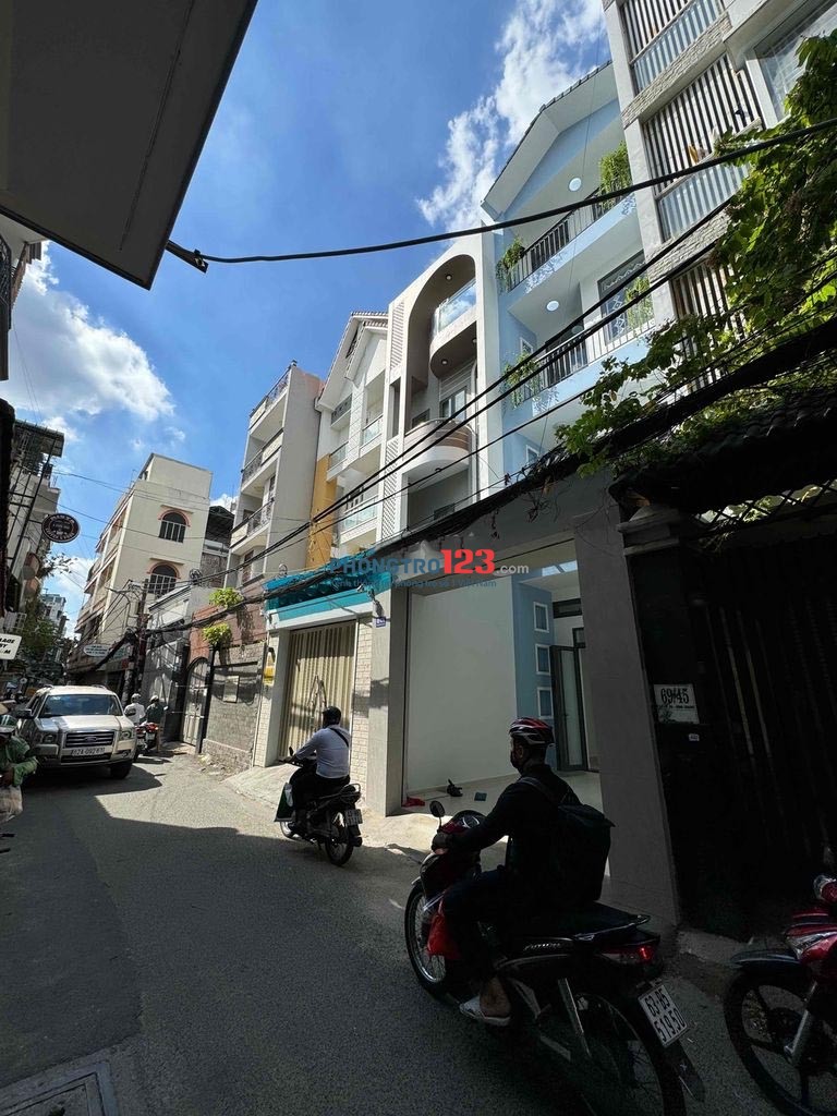 Cho thuê nhà hẻm 69 Nguyễn Gia Trí, Bình Thạnh, DTSD 360m², 1 trệt 4 lầu, giá 45 triệu/tháng