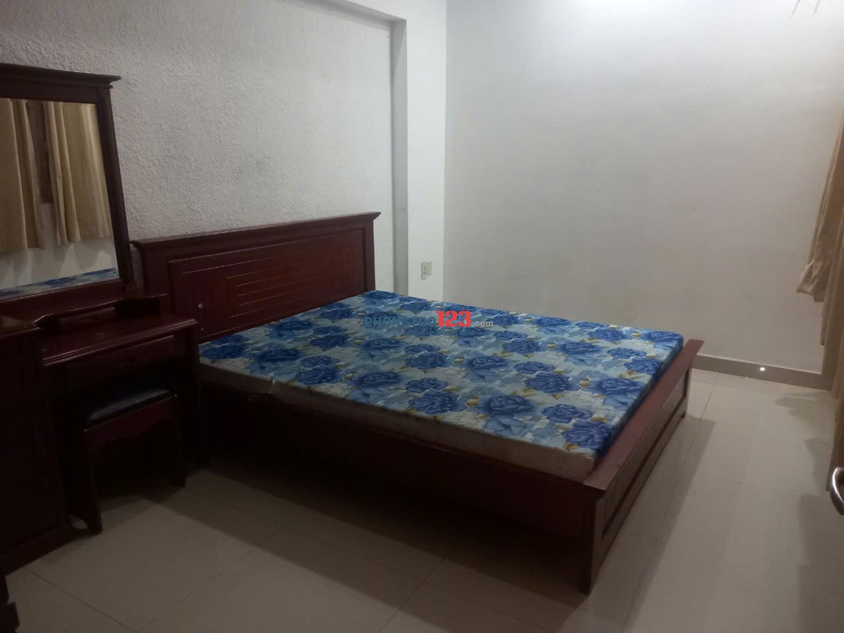 Chung cư Miếu Nổi 5 tầng ( thang bộ), P3, Bình Thạnh: 80m2, 3p, 2wc, 10tr - NT