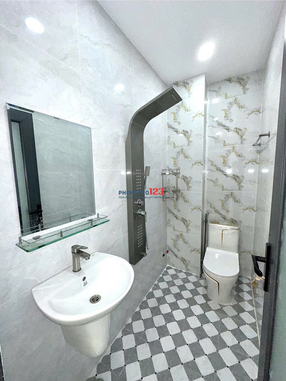 15triêu (5PN, 6WC) NHÀ NGUYÊN CĂN HƯƠNG LỘ 2, GẦN BV BÌNH TÂN, ĐƯỜNG NHỰA TRƯỚC NHÀ 7M XE TẢI.