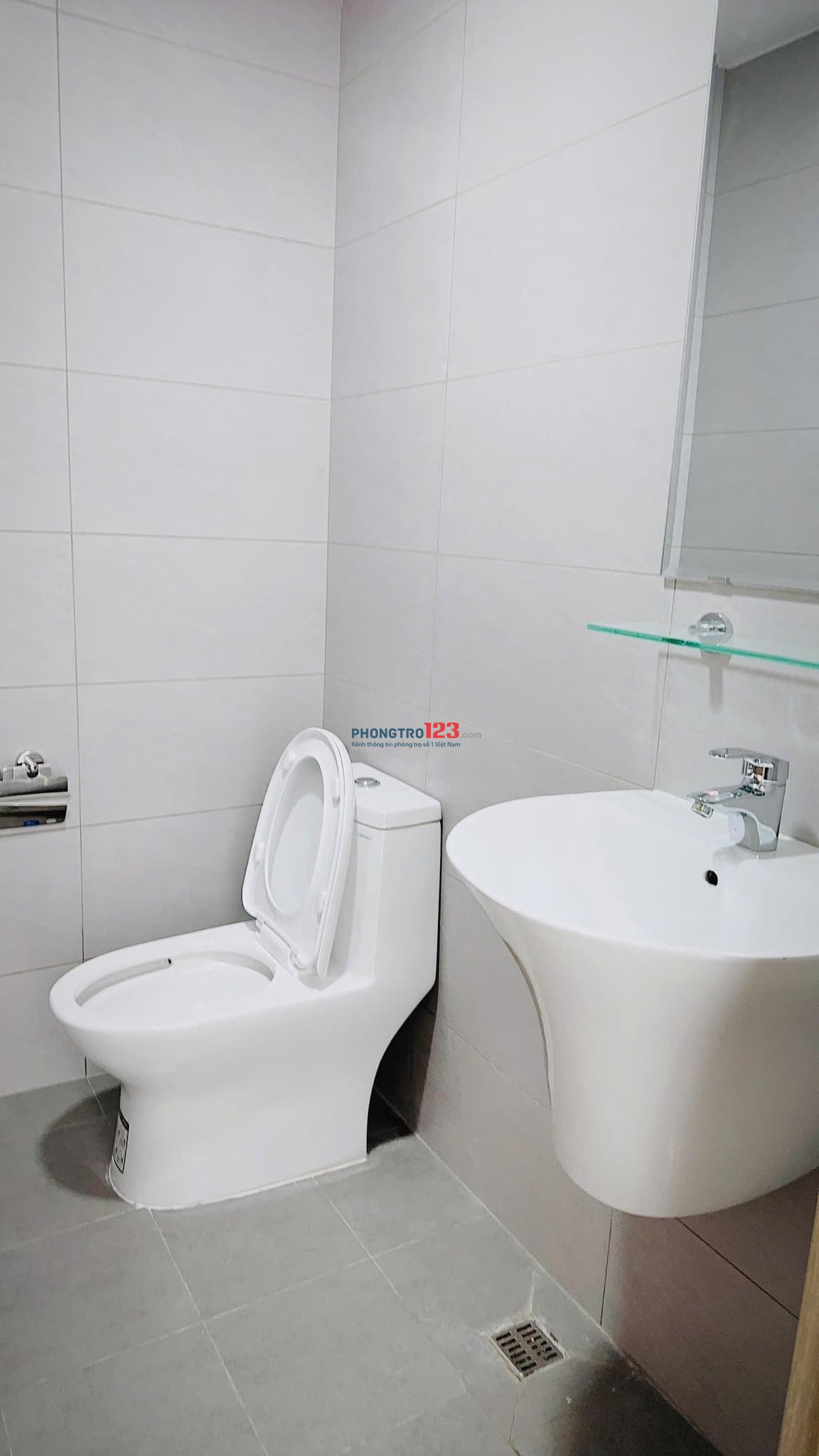 Cho thuê 1 phòng trong căn hộ có toilet riêng