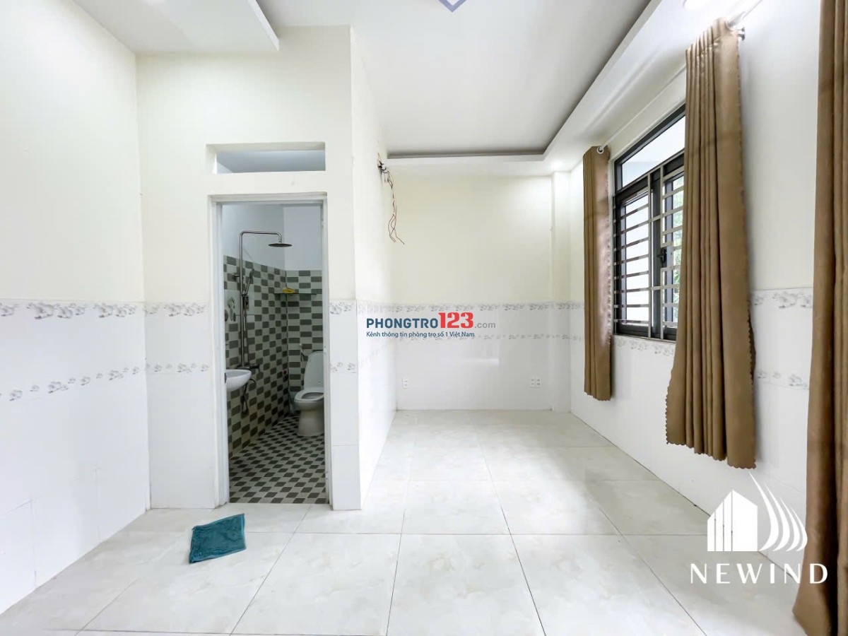 STUDIO BAN CÔNG GIÁ RẺ,FULL NỘI THẤT CHƯA BÓC SEAL MỚI 100% TẠI QUẬN 7