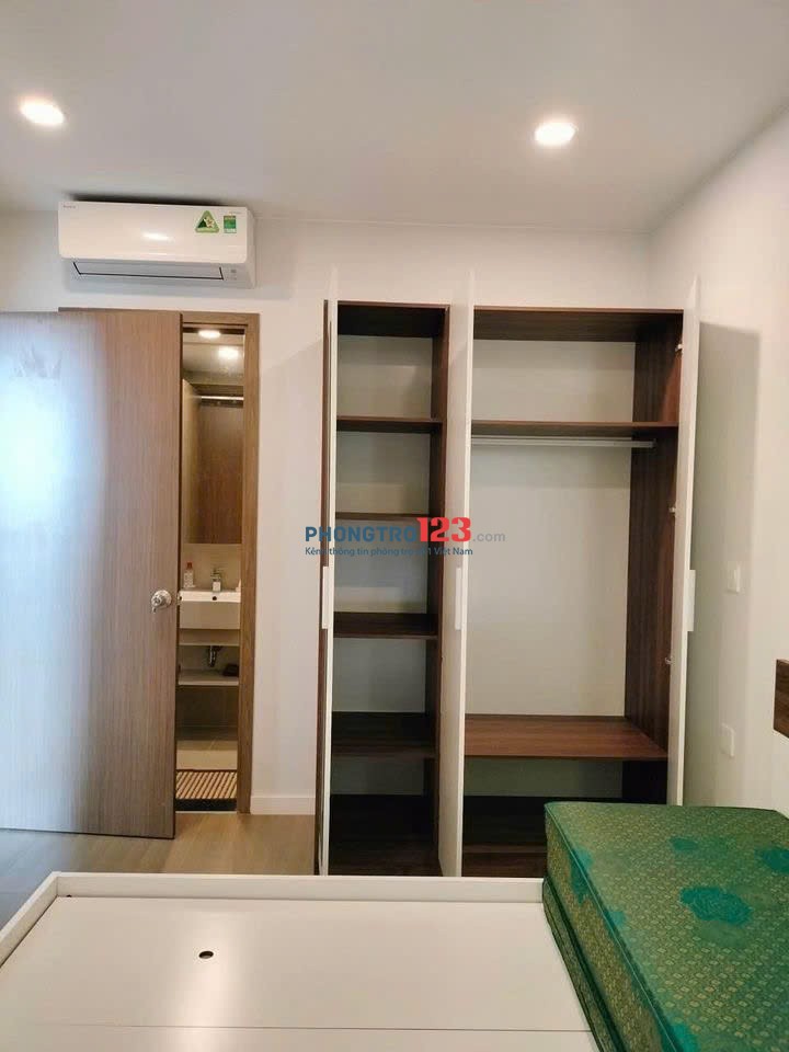 Chung cư Hoa Sen, Lạc Long Quân,Q11 110m2, 3pn, 2wc 15triệu