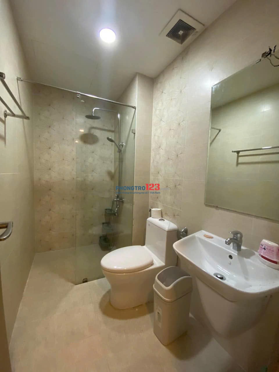 Chung cư Tân Phước, 153 Lý Thường Kiệt,P7,Q11, 105m2,3pn,2wc, 15 triệu